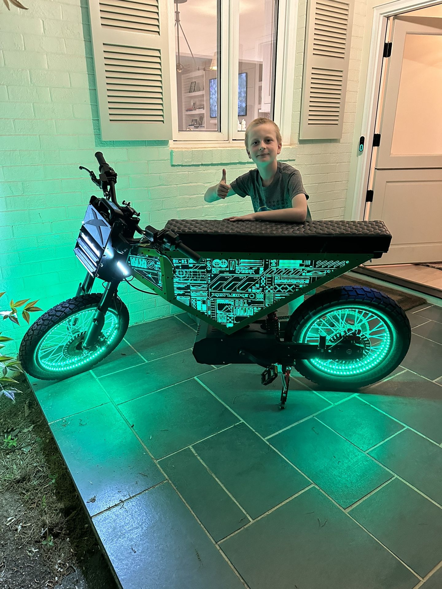 Xion CyberX Electric Bike Motorcycle