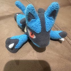 Lucario B0803 Pokemon Laying Tomy Beanie Plush 6" Stuffed Toy Doll Japan Riolu