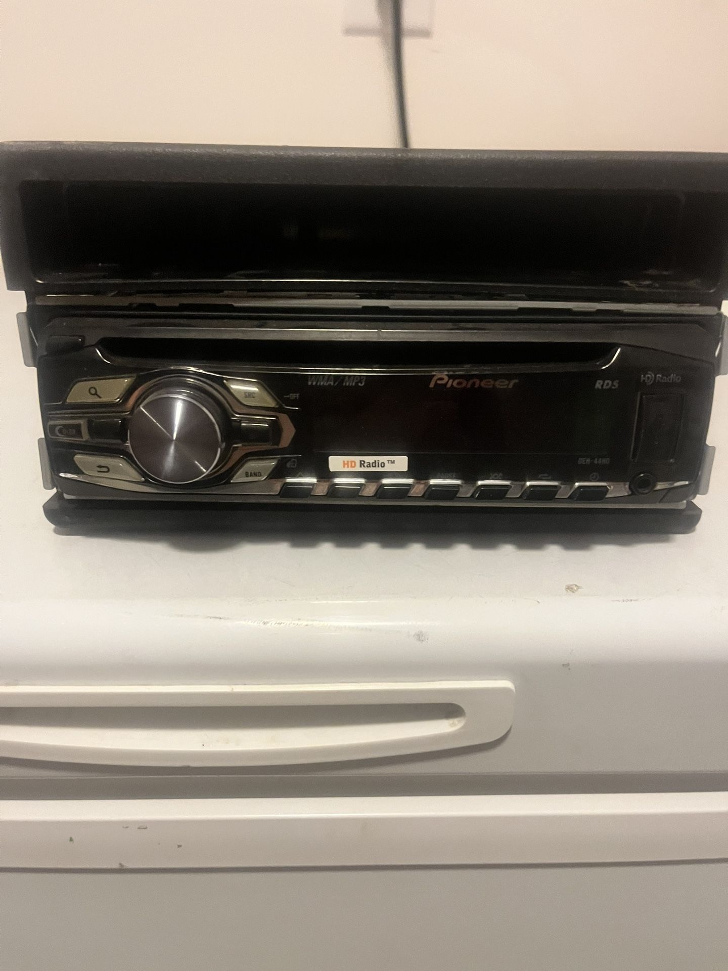 Pioneer HD Stereo 