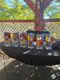Looney Tunes Glasses