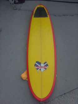 Surfboard  Australia 7ft yellow n red
