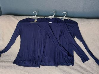 Womens M set of 3 long sleeve top