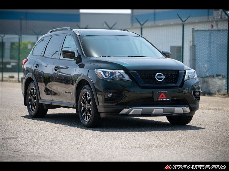 2019 Nissan Pathfinder SL