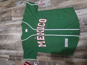 New condition size medium