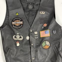 Harley Davidson leather motorcycle Vest 3x XXXL Patches pins  