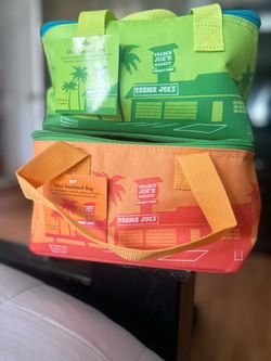 NEW Trader Joe’s insulated bag