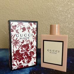 Gucci Bloom Perfume 