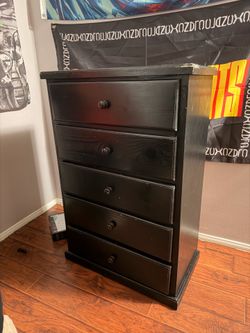 Dresser