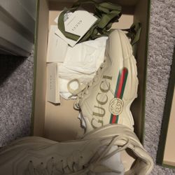 Gucci shoes 