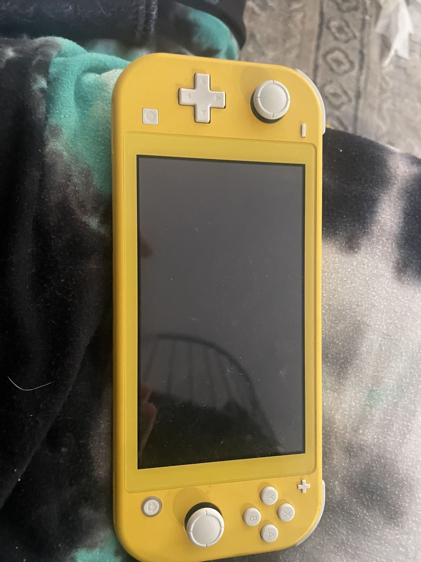 Used Nintendo Switch Lite