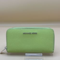 Michael Kors In Color Wallet