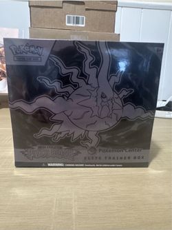 Pitch Black Pokemon Center Elite Trainer Box