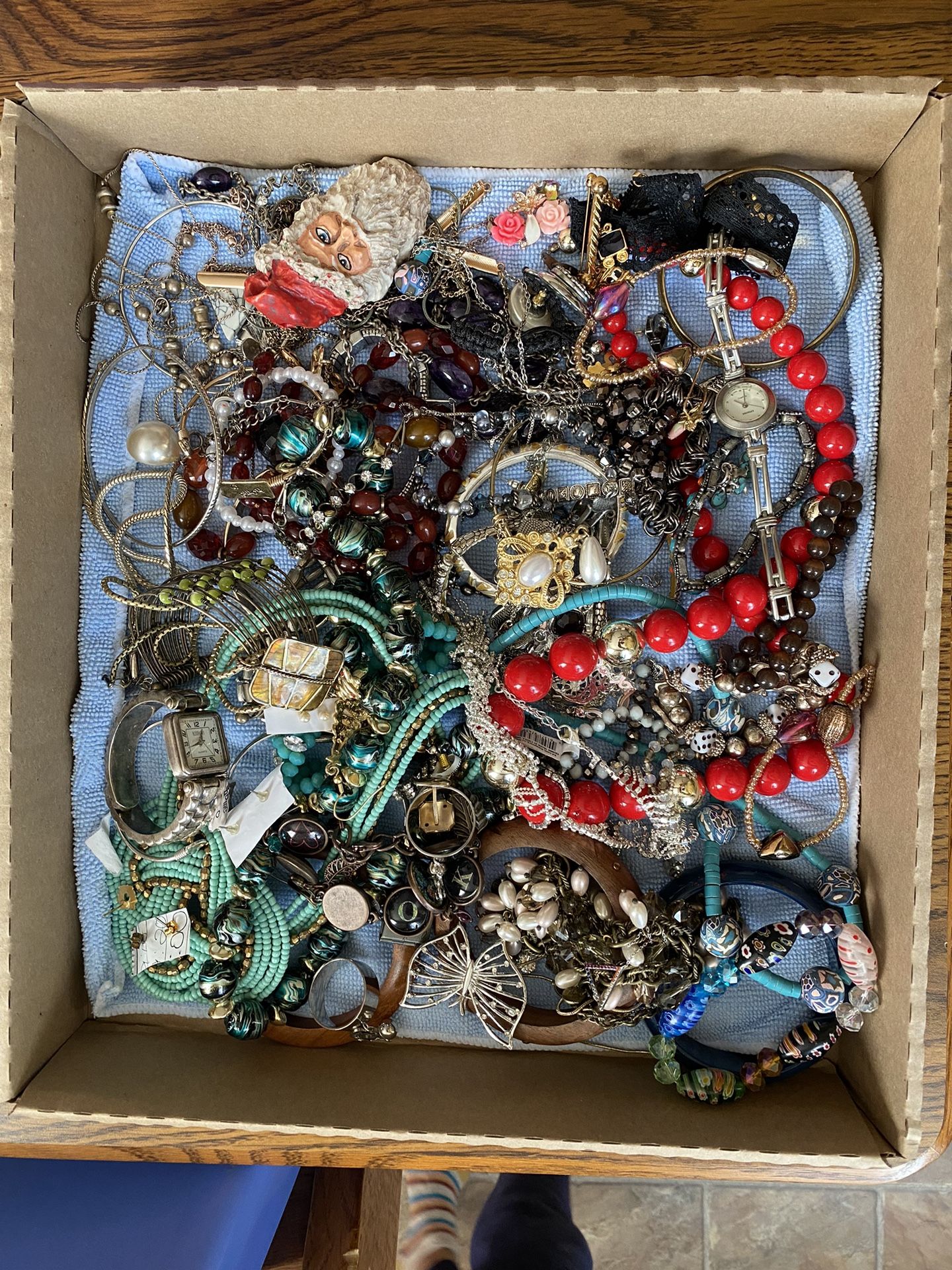 Over 3 Pounds Of Craft Repurpose Repair Resell Jewelry Lot