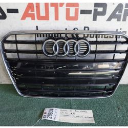 2013 - 2014 - 2015 - 2016 - 2017 AUDI A5 FRONT UPPER CENTER GRILLE OEM AY29634