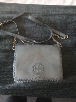 LIKE NEW TORY BURCH BLACK LEATHER SHOULDER STRAP SILVER TRIM STRAP