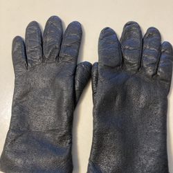 Women’s Black Leather Gloves Small