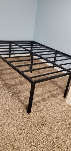 Black Metal Platform Bed Frame