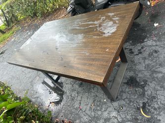 Dinning table