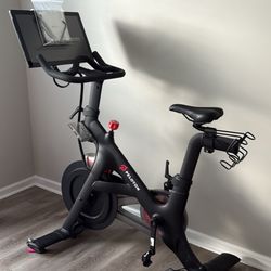 Peloton Bike