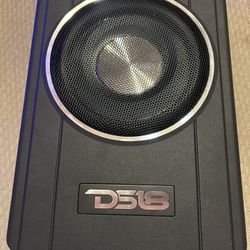 DS18 U.B.A8 Under Seat Amplified Bass 8-Inch Subwoofer Ready to Plug-and-Play