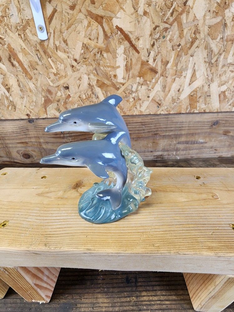 Dolphins Sculpture