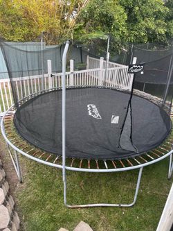 15’ trampoline