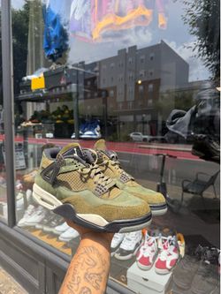 Jordan 4s