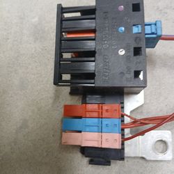 Fuse block