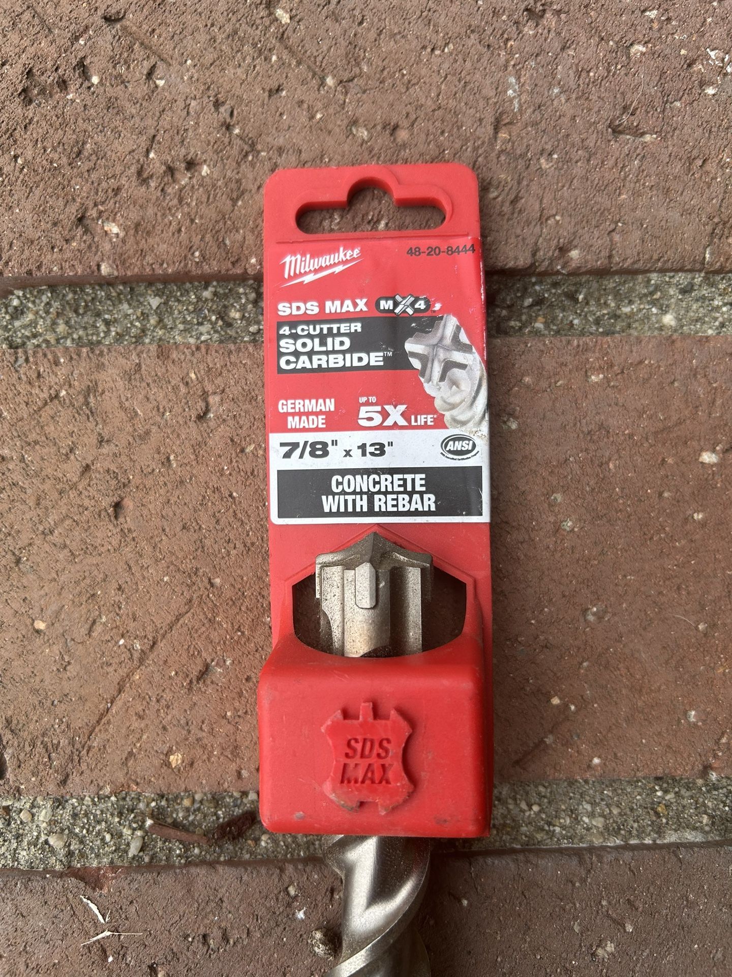 Milwaukee SDS MAX 4- Cutter Solid Carbide Drill Bit