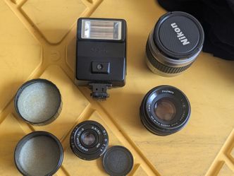 Vintage camera lenses & flash