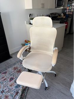 Desk chair