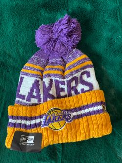 Lakers New Era Pom Beanie (NEW)