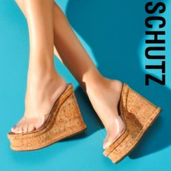 SCHUTZ - size 9.5 women’s Dalle Vinyl Sandals, Transparent Tan 5” heel wedge 