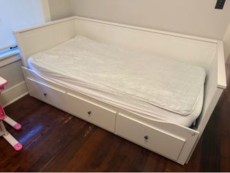 Daybed with drawers - Ikea Hermes