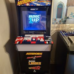 Arcade Up Asteroids 3/4 size  -4 In 1 game 