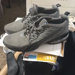 PUMA Men's Voltaic Evo Running Shoes