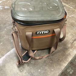 RTIC Ultra Tough Soft Cooler 20 Can 