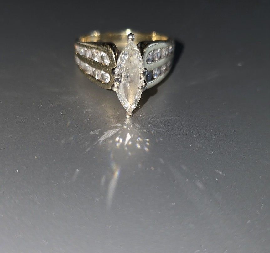 14K GOLD NATURAL DIAMOND WEDDING RING