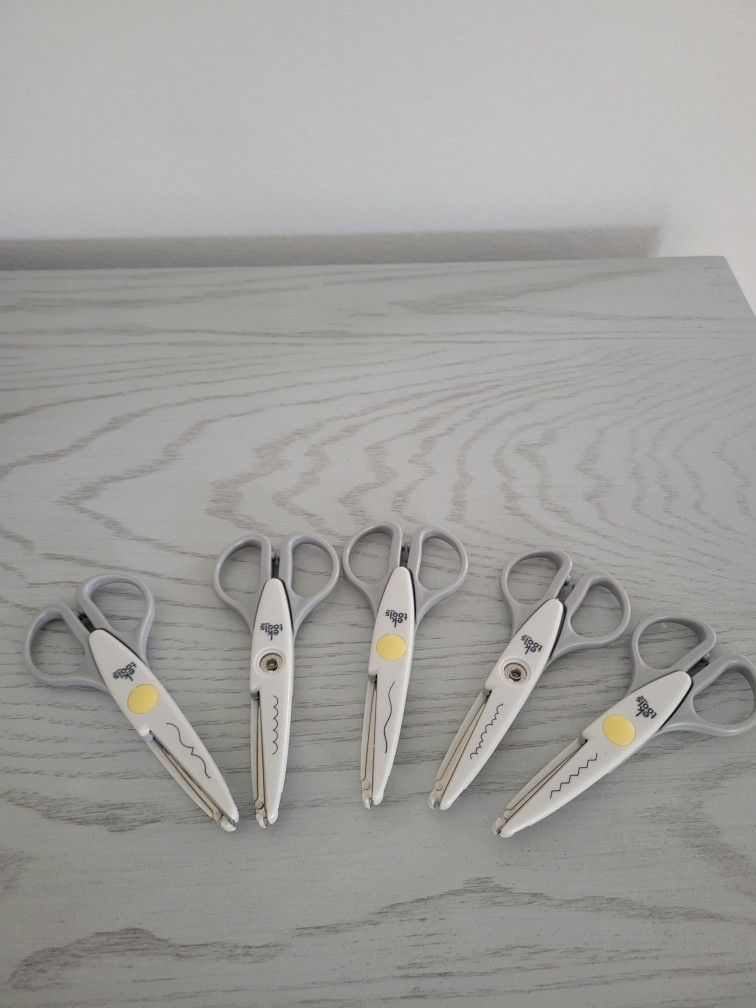 Lot Of  5 EK Tools Decorative Scissors