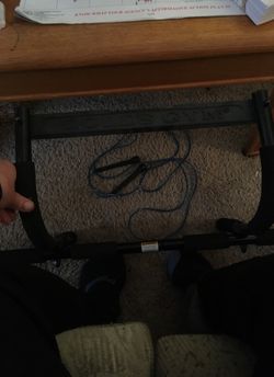 Doorway chin up bar & jump rope