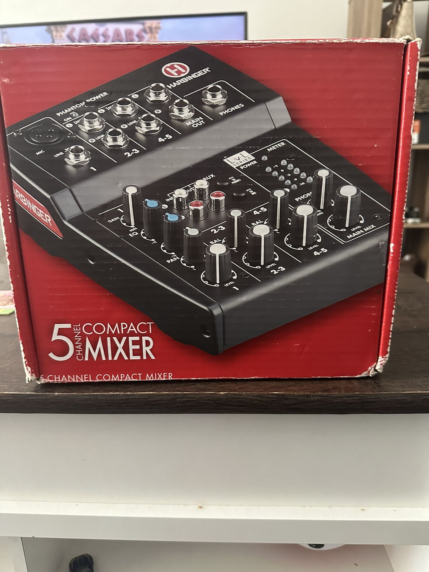 Harbinger 5 Channel Compact Mixer