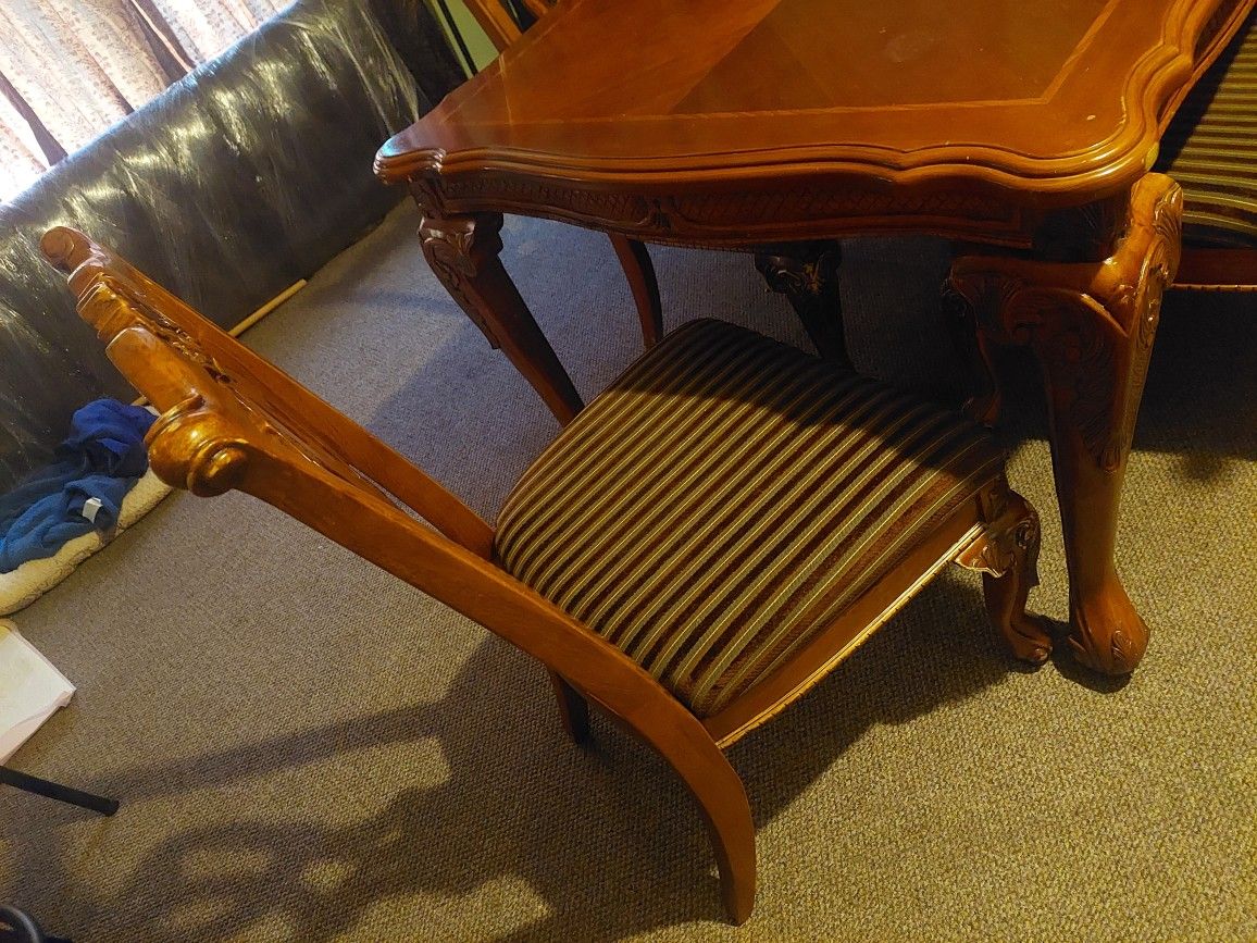 table and chairs