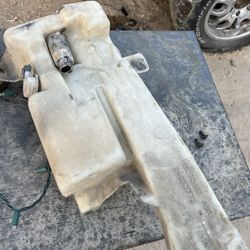 Chevy Windshield Wiper Water 