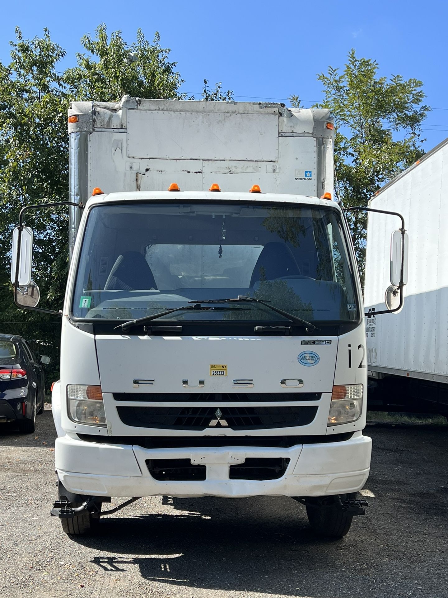 2011 MITSUBISHI FUSO