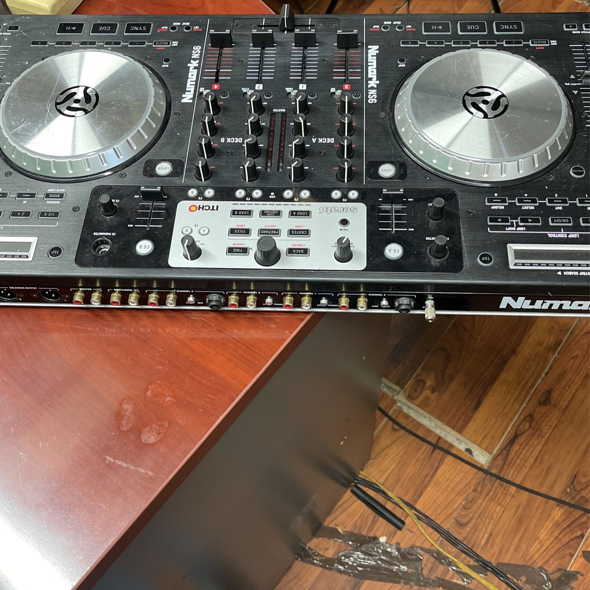 NUMARK NS6 for Sale in Flamingo, FL OfferUp