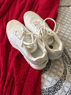 White air max shoes