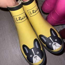 Yellow Doggy Rain Boots Size 5