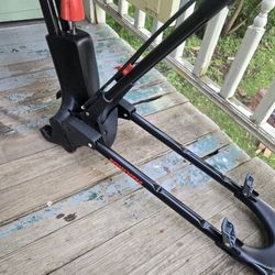 Yakima Roof Bike Rack With Security Cable And Lock