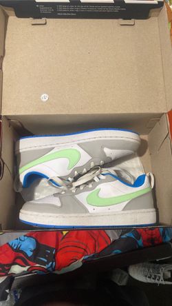 Nike shoes
