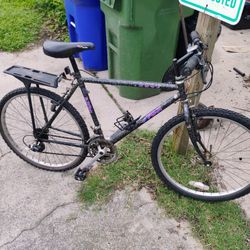 26in Fuji Bike 